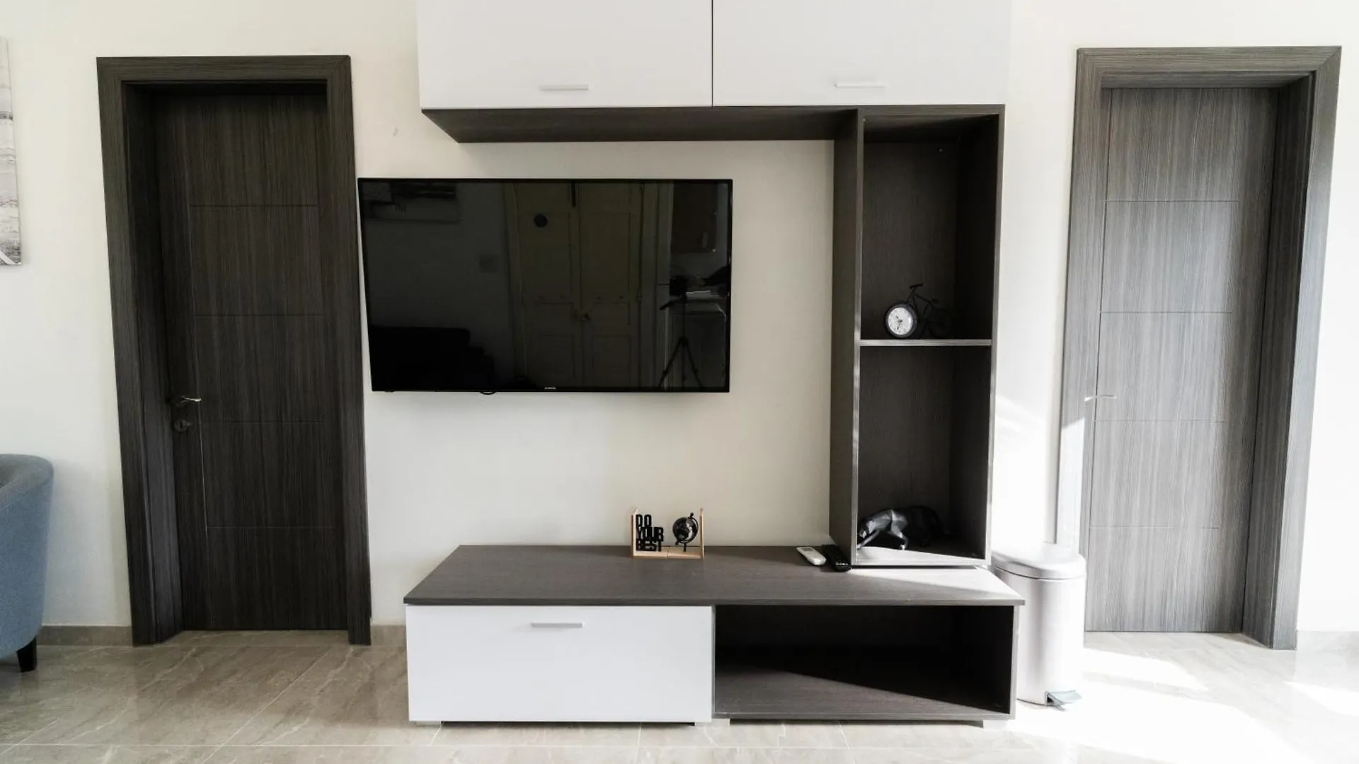 Luxurious Beach Apartment Birżebbuġa