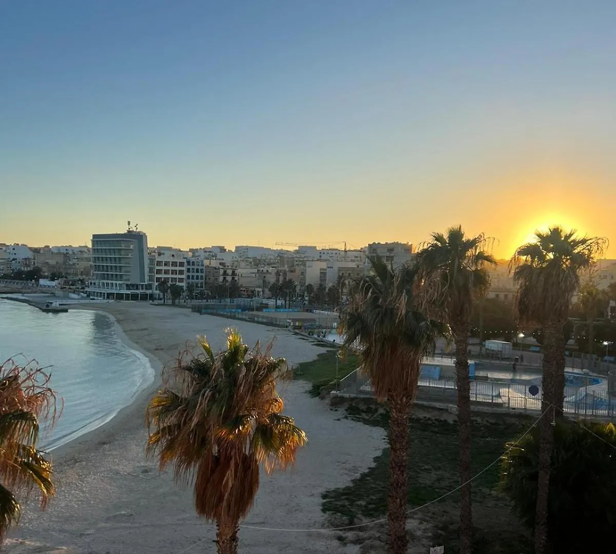 Luxurious Beach Apartment Birżebbuġa Malta