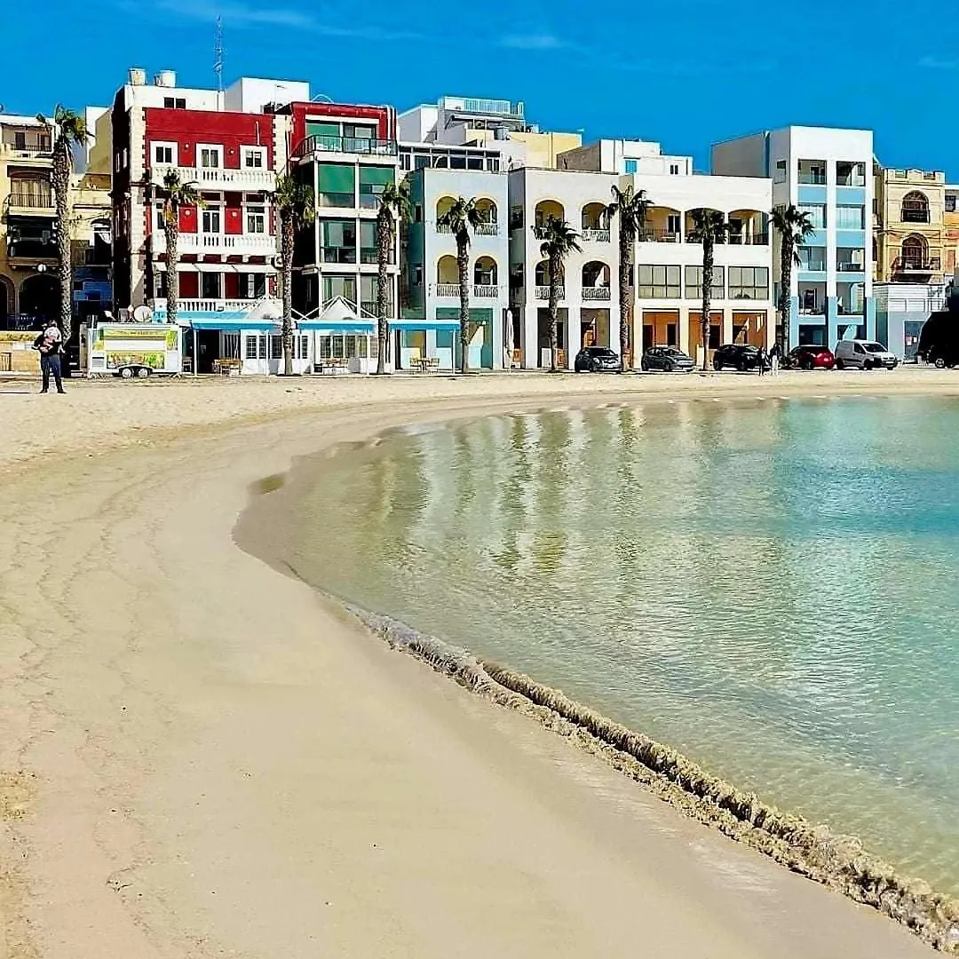 Luxurious Beach Apartment Birżebbuġa