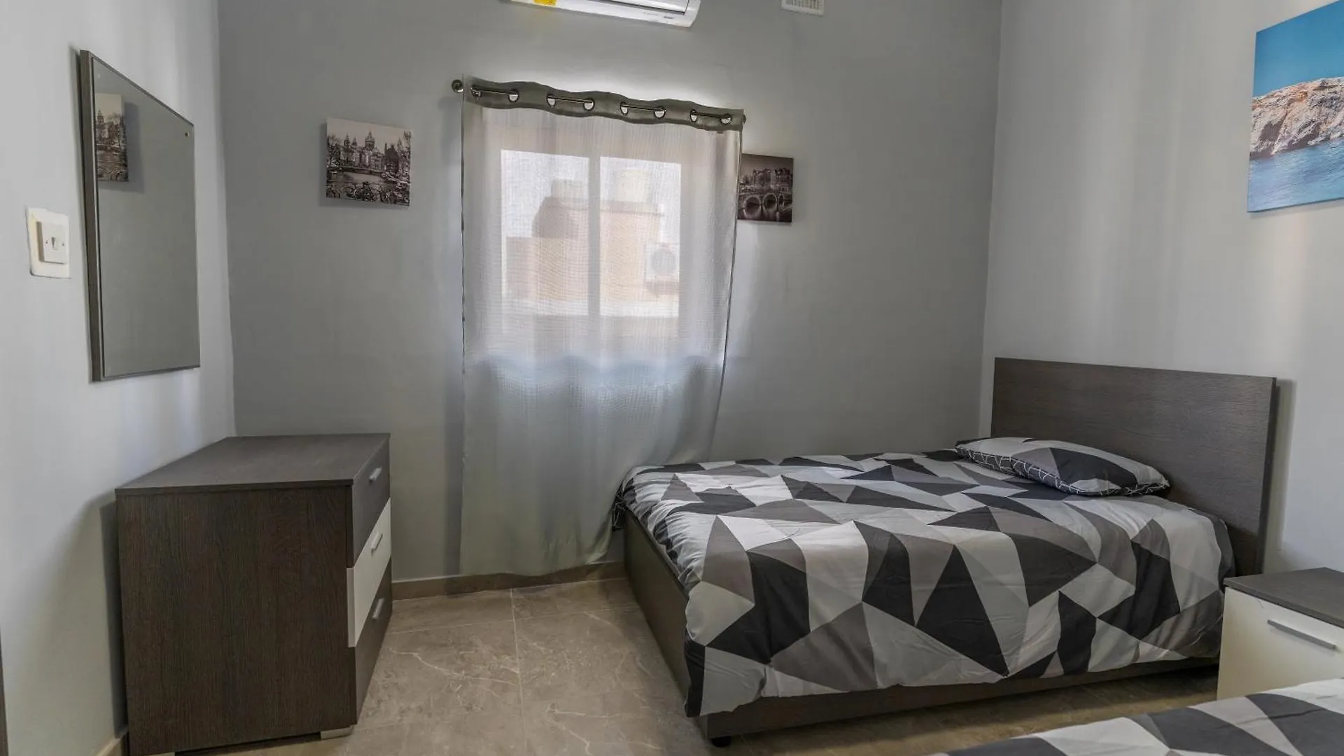 Luxurious Beach Apartment Birżebbuġa Malta